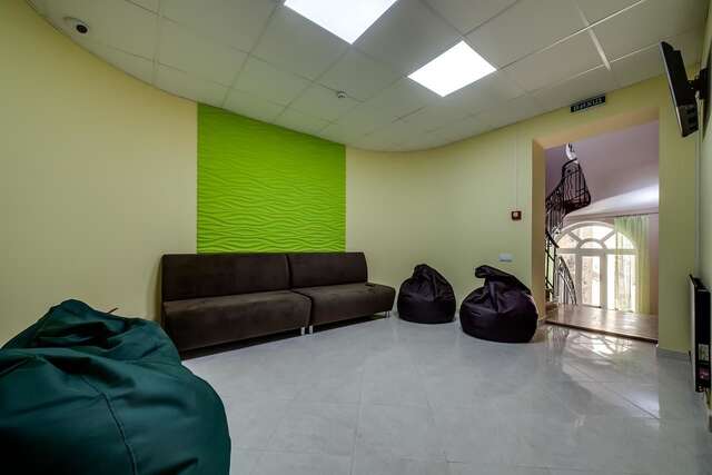 Хостелы Ostriv Hostel Львов-12
