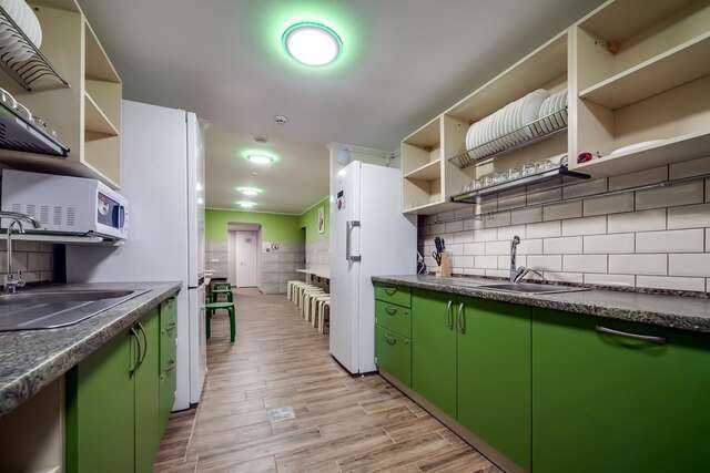 Хостелы Ostriv Hostel Львов-16