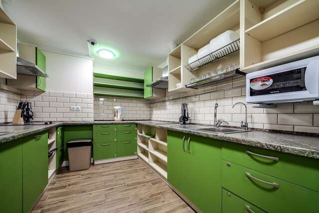 Хостелы Ostriv Hostel Львов-18