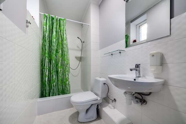 Хостелы Ostriv Hostel Львов-45