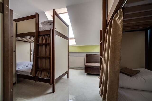 Хостелы Ostriv Hostel Львов-80